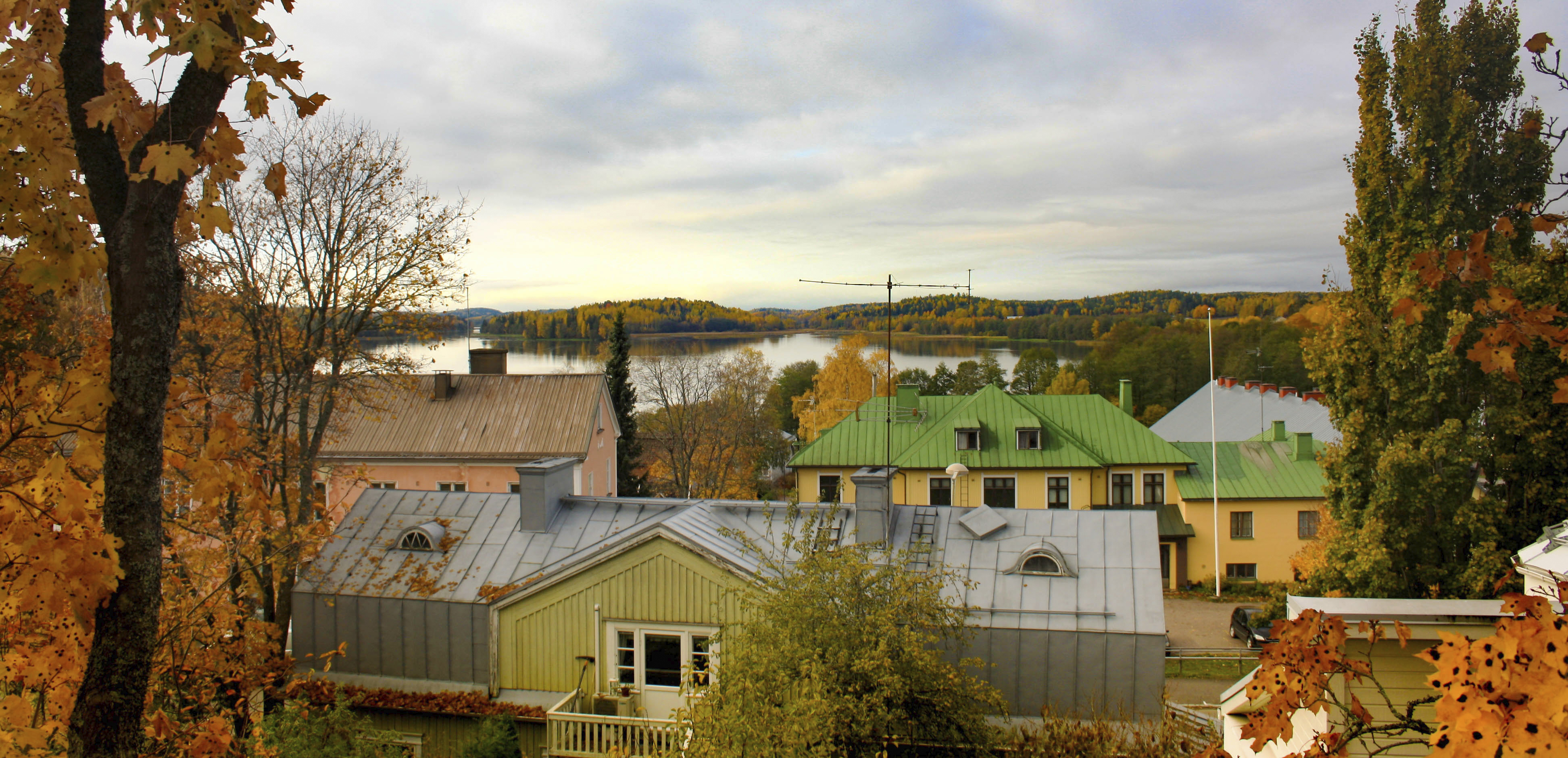 Maisema Vihdin kirkonkylältä