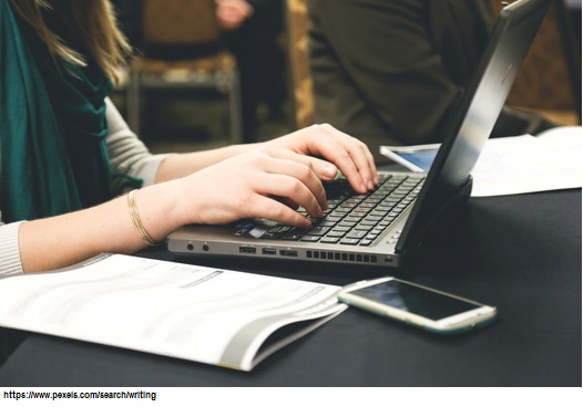 Laadinta tietokoneella